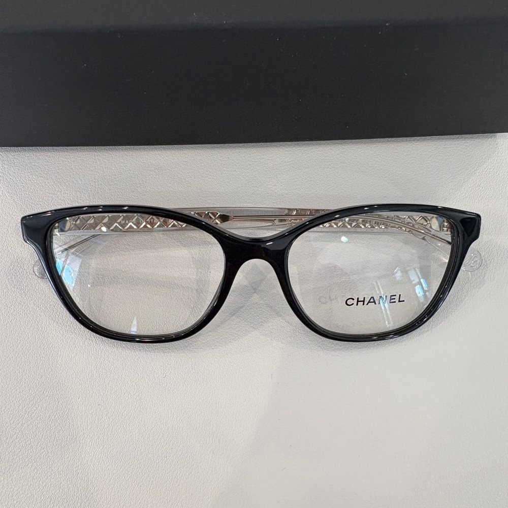 CHANEL Black Cat-Eye Glasses model 3402